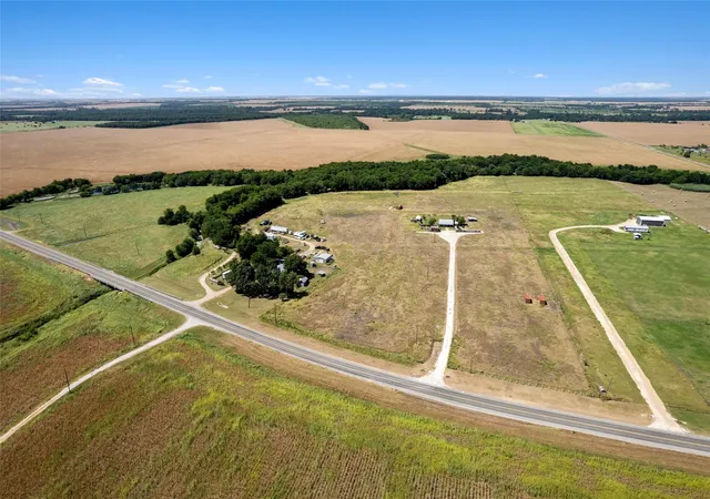 2nd image of 9755 Fm 1331, Taylor, TX 76574 | MLS# 8552992