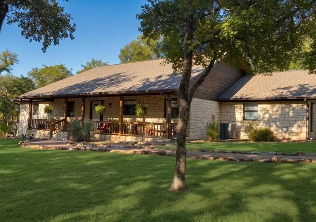 2nd image of 600 Avenida Serena, Marble Falls, TX 78654 | MLS# 1267415