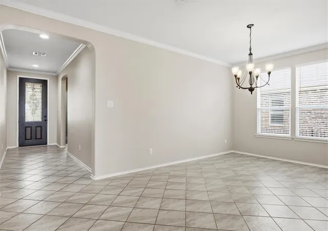 Photo 4 of Single family home for sale at 31316 Kingsway Rd, Georgetown, TX 78628 | MLS# 3341711 | Listing updated on 2026-10-11
