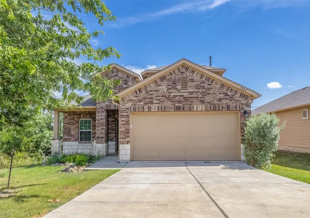 Photo 1 of Single family home for sale at 7225 Ranchito Dr, Austin, TX 78744 | MLS# 9548555 | Listing updated on 2026-09-06