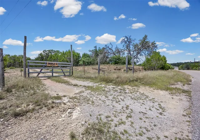 Photo 4 of House for sale at Tbd Cottonwood Rd, Wimberley, TX 78676 | MLS# 5472932 | Listing updated on 2026-08-27
