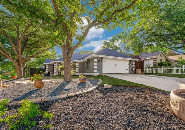 1st image of 1933 Squire Circle Cir, New Braunfels, TX 78130 | MLS# 7147771