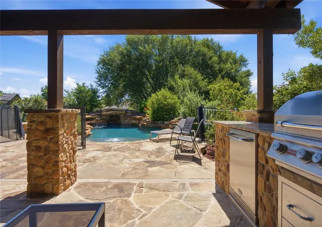 Photo 3 of Single family home for sale at 209 Park Pl Dr, Georgetown, TX 78628 | MLS# 6087791 | Listing updated on 2026-08-24