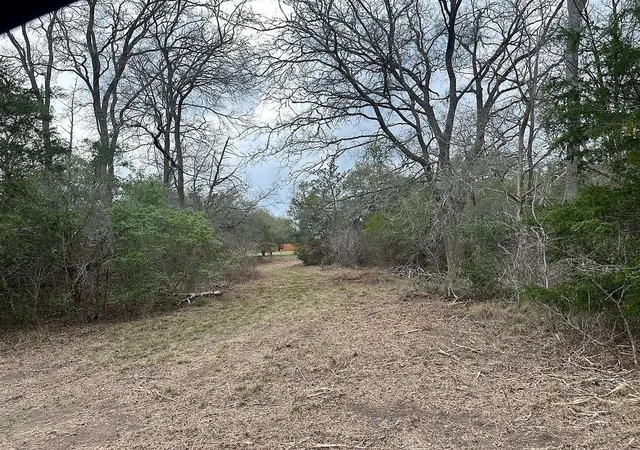1st image of 303 Fm 609 Rd, Flatonia, TX 78941 | MLS# 4189614
