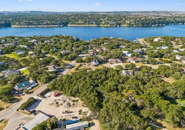 5th image of 19047 Venture Dr, Lago Vista, TX 78645 | MLS# 5060766