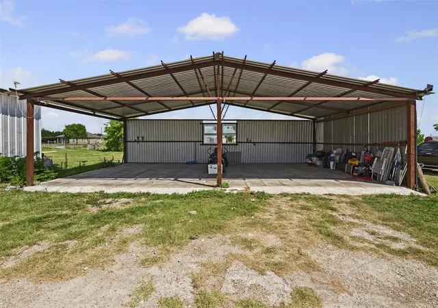 Photo 3 of Manufactured home for sale at 5904 Fm 621, Martindale, TX 78655 | MLS# 6077410 | Listing updated on 2026-10-01