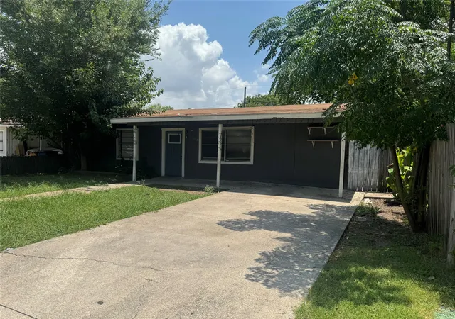 Photo 1 of Sale Pending at 6703 Galindo St, Austin, TX 78741 | MLS# 2795285 | Listing updated on 2026-08-09