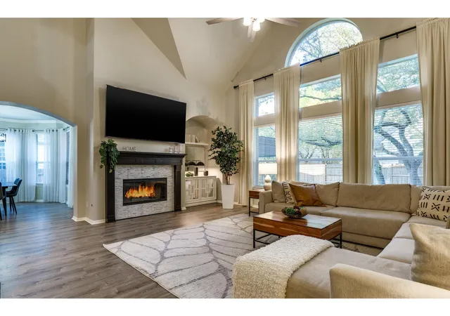 Photo 3 of Single family home for sale at 2607 Melekhin Bnd Sw, Cedar Park, TX 78613 | MLS# 2935829 | Listing updated on 2026-08-02