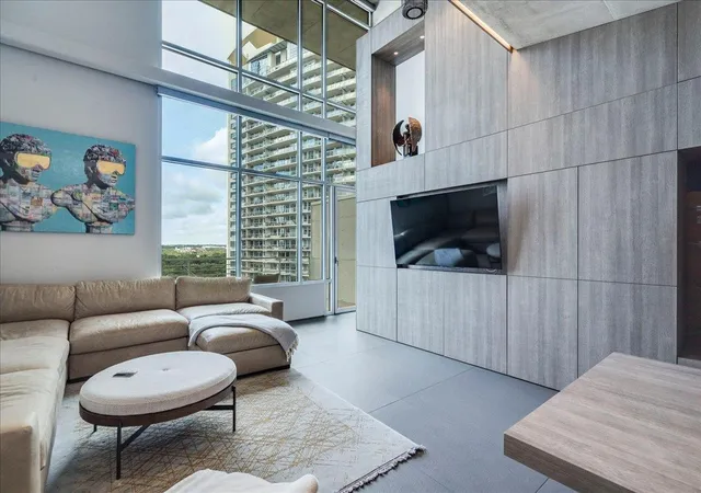 Photo 2 of Condo for sale at 800 W 5th Street #1105, Austin, TX 78703 | MLS# 5650802 | Listing updated on 2026-08-03