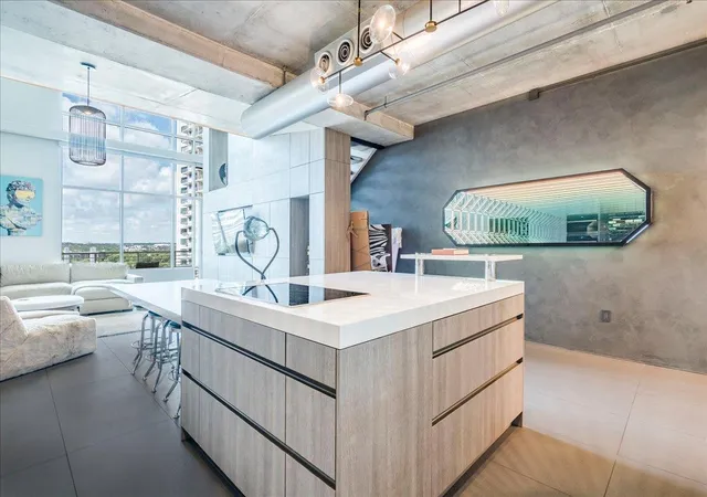 Photo 4 of Condo for sale at 800 W 5th Street #1105, Austin, TX 78703 | MLS# 5650802 | Listing updated on 2026-08-03