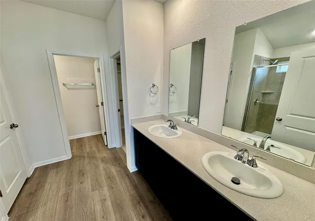 Photo 3 of Single family home for sale at 160 Coopers Hawk Crst, Cedar Creek, TX 78612 | MLS# 1683311 | Listing updated on 2026-09-06