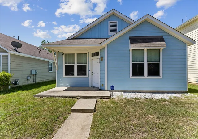 Photo 3 of Single family home for sale at 249 Trestle Tree, San Marcos, TX 78666 | MLS# 4994634 | Listing updated on 2026-08-21