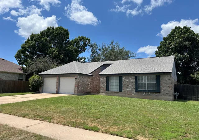 Photo 2 of Single family home for sale at 1013 Forest Trl, Cedar Park, TX 78613 | MLS# 4324112 | Listing updated on 2026-08-21
