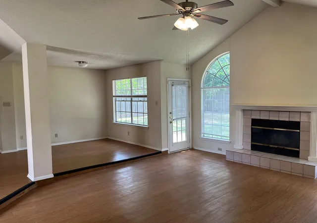 Photo 4 of Single family home for sale at 1013 Forest Trl, Cedar Park, TX 78613 | MLS# 4324112 | Listing updated on 2026-08-21