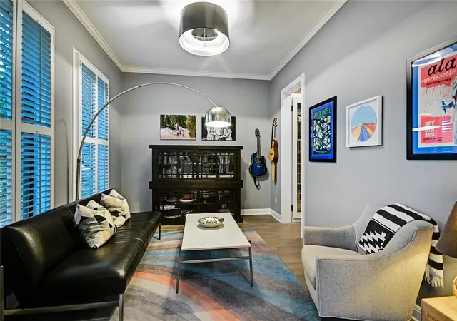 5th image of 1208 Grosvener Ct, Austin, TX 78746 | MLS# 9759805