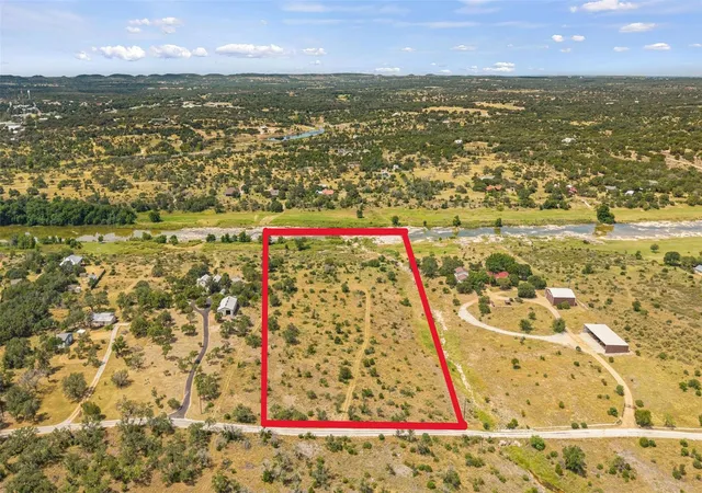 4th image of 135 River View Dr, Johnson City, TX 78636 | MLS# 6001394