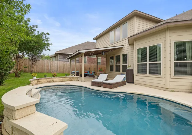 Photo 2 of Single family home for sale at 1143 Huntington Trl, Round Rock, TX 78664 | MLS# 1151749 | Listing updated on 2026-08-27
