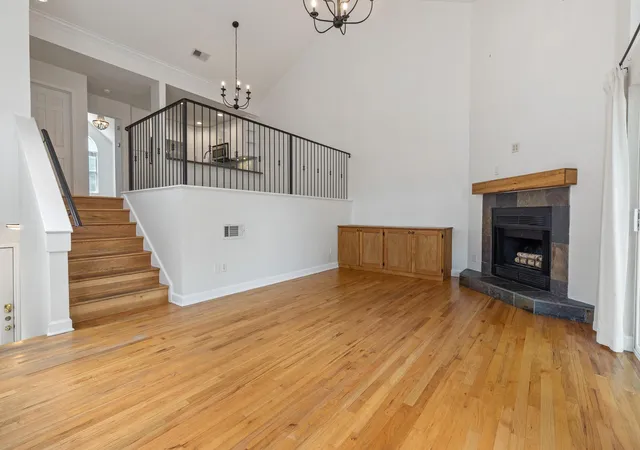 Photo 4 of Condo for sale at 4006 Shoal Crk Blvd #B, Austin, TX 78756 | MLS# 8462309 | Listing updated on 2026-09-04