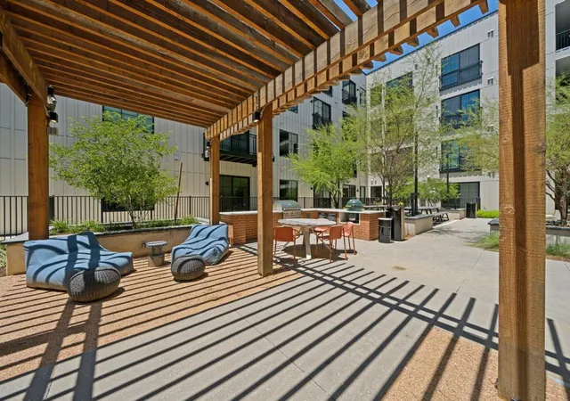 2nd image of 4315 S Congress Ave, Austin, TX 78745