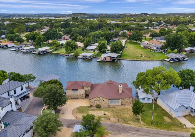 Photo 2 of Single family home for sale at 336 Park Ln, Llano, TX 78643 | MLS# 3585096 | Listing updated on 2026-07-14