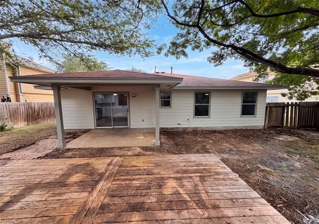 5th image of 616 Barbara Wy, Bastrop, TX 78602 | MLS# 2093894