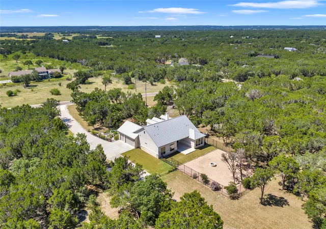 4th image of 2140 Carpenter Loop, Burnet, TX 78611 | MLS# 1722635
