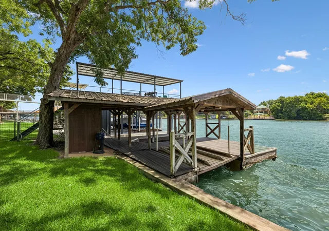 Photo 3 of Single family home for sale at 2632 Williams Lakeshore Dr, Kingsland, TX 78639 | MLS# 9244228 | Listing updated on 2026-07-22