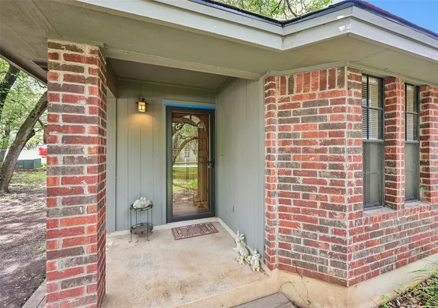 3rd image of 606 Prize Oaks Dr, Cedar Park, TX 78613 | MLS# 1424458