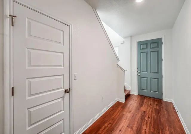Photo 4 of Single family home for sale at 8106 Dampton Ln, Austin, TX 78744 | MLS# 9730759 | Listing updated on 2026-10-29