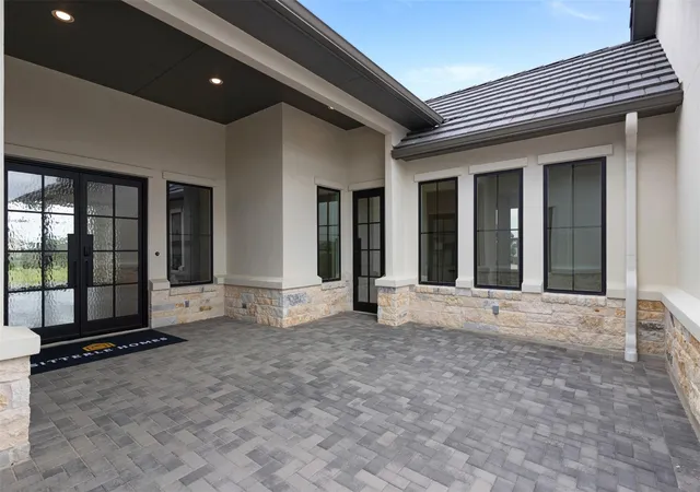 Photo 4 of Single family home for sale at 121 La Ventana Dr, Liberty Hill, TX 78642 | MLS# 5360891 | Listing updated on 2026-10-08