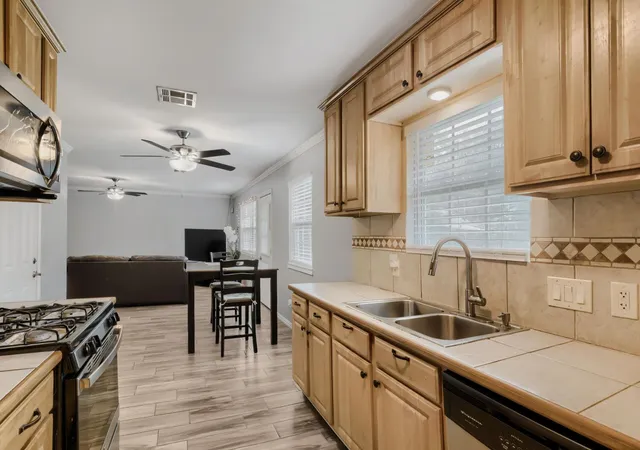 Photo 2 of Single family home for sale at 4801 Saguaro Rd, Austin, TX 78744 | MLS# 5985726 | Listing updated on 2026-09-24