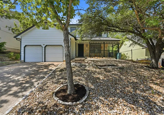 Photo 3 of Single family home for sale at 8400 Spring Valley Dr, Austin, TX 78736 | MLS# 9869872 | Listing updated on 2026-10-02