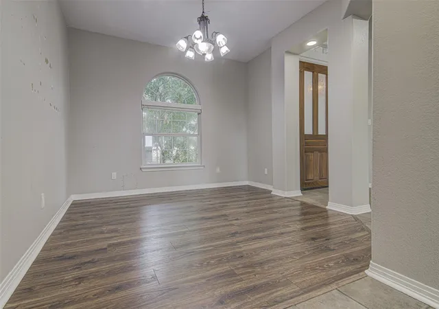 4th image of 5006 Thunderbird St, Lago Vista, TX 78645 | MLS# 1289700
