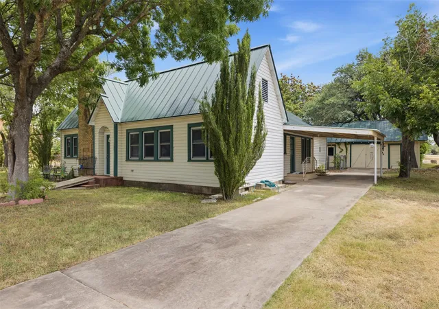 3rd image of 255 S Lampasas St, Bertram, TX 78605 | MLS# 6842576
