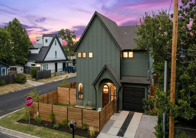 Photo 2 of Single family home for sale at 1157 Nickols Ave, Austin, TX 78721 | MLS# 2466726 | Listing updated on 2026-08-26