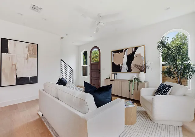 Photo 3 of Single family home for sale at 1157 Nickols Ave, Austin, TX 78721 | MLS# 2466726 | Listing updated on 2026-08-26