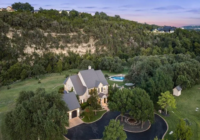 Photo 1 of Single family home for sale at 4605 Wild Cow Cv, Spicewood, TX 78669 | MLS# 4170463 | Listing updated on 2026-07-17