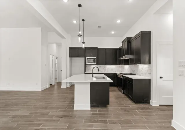 2nd image of 13808 Ryan Range Ln, Elgin, TX 78621 | MLS# 5697685