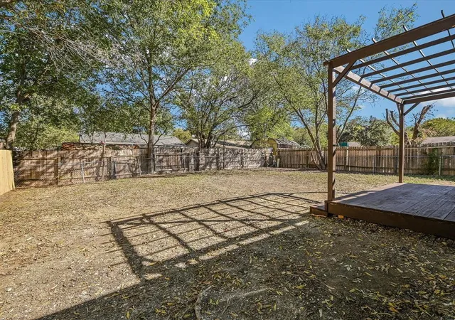 4th image of 7004 Craybrough Cir, Austin, TX 78724 | MLS# 8022743
