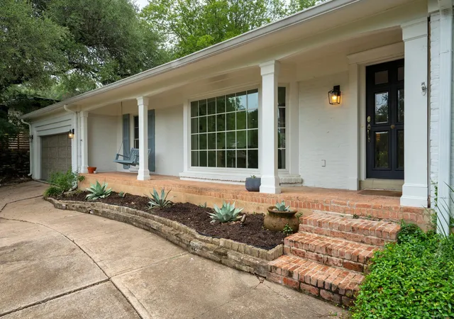 Photo 3 of Single family home for sale at 3405 Cascadera Dr, Austin, TX 78731 | MLS# 8986119 | Listing updated on 2026-09-06