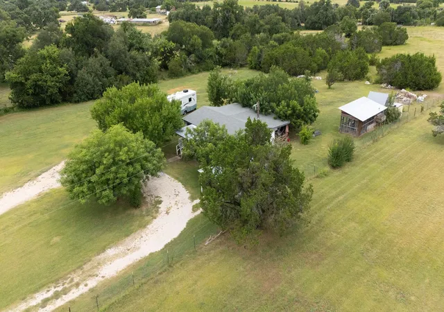 Photo 3 of Manufactured home for sale at 706 Phillip Ln, Liberty Hill, TX 78642 | MLS# 8932627 | Listing updated on 2026-09-05