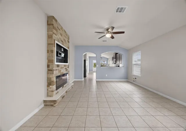 Photo 3 of Single family home for sale at 18519 Bandelier Dr, Pflugerville, TX 78660 | MLS# 4943586 | Listing updated on 2026-10-07