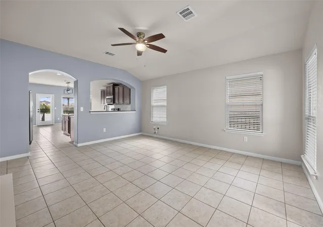 Photo 4 of Single family home for sale at 18519 Bandelier Dr, Pflugerville, TX 78660 | MLS# 4943586 | Listing updated on 2026-10-07