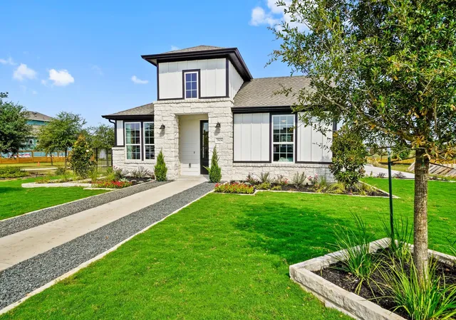 Photo 2 of Sale Pending at 7804 Skytree Dr, Austin, TX 78744 | MLS# 5520273 | Listing updated on 2026-08-08