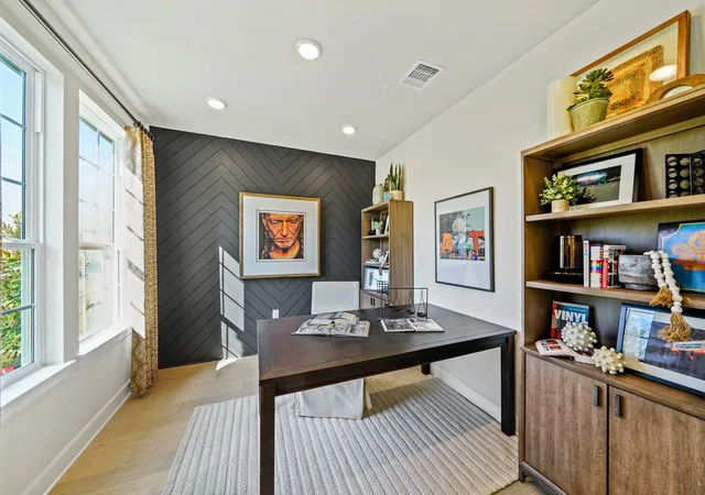 Photo 3 of Sale Pending at 7804 Skytree Dr, Austin, TX 78744 | MLS# 5520273 | Listing updated on 2026-08-08