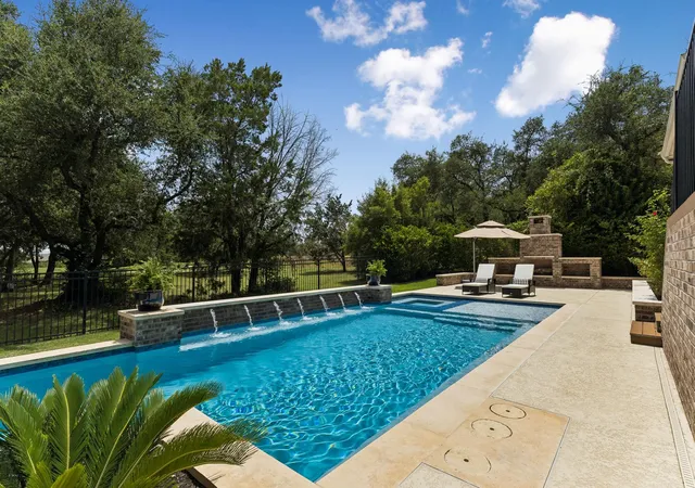 Photo 2 of Mansion for sale at 11813 Eagles Glen Dr, Austin, TX 78732 | MLS# 7126614 | Listing updated on 2026-09-02