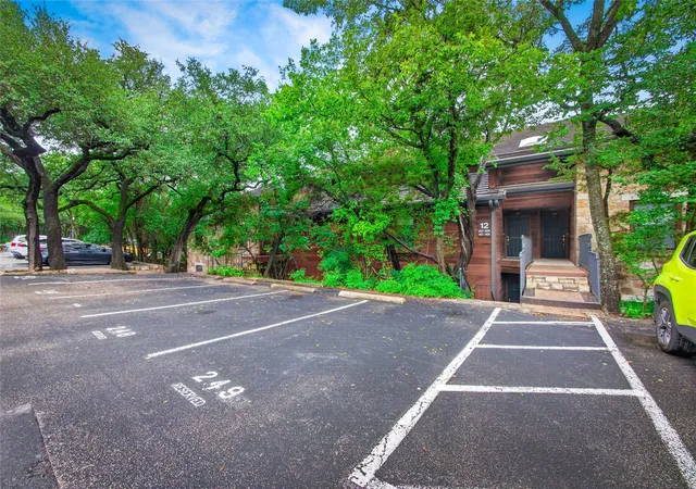 Photo 3 of Condo for sale at 4711 Spicewood Springs Rd #168, Austin, TX 78759 | MLS# 7590455 | Listing updated on 2026-08-31