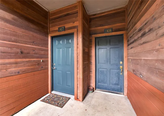Listing Photo 5 - Condo for sale in building located at 4711 Spicewood Springs Rd, Austin, TX 78759 - Unit #168