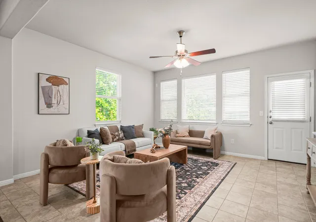 Photo 3 of Single family home for sale at 241 E Broade St, Leander, TX 78641 | MLS# 1005195 | Listing updated on 2026-09-30