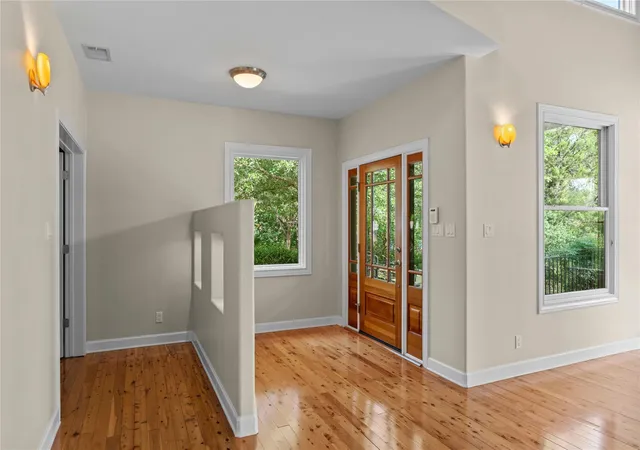 Photo 4 of Single family home for sale at 10200 Birdlip Cir, Austin, TX 78733 | MLS# 5880059 | Listing updated on 2026-07-16